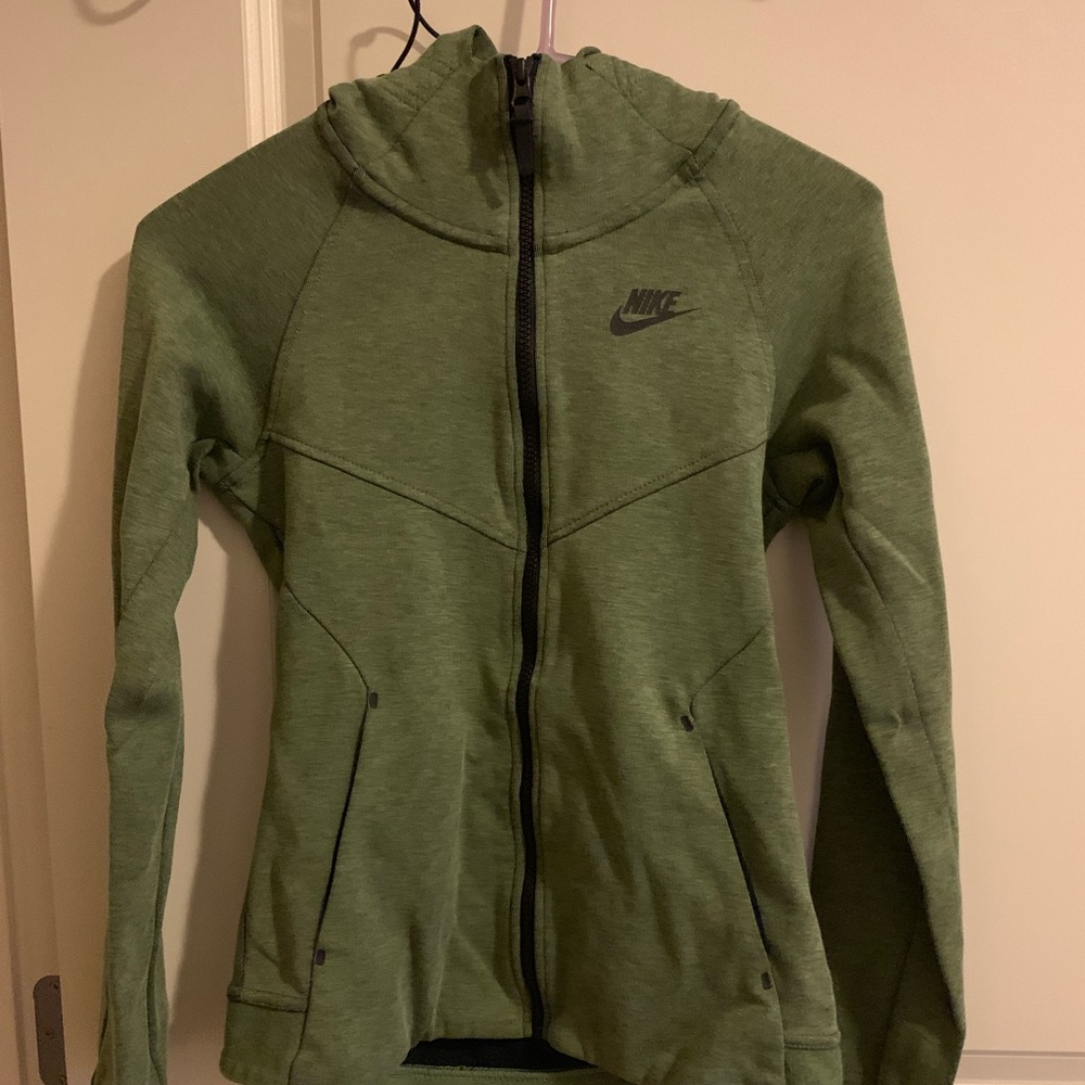 Zip up sweater